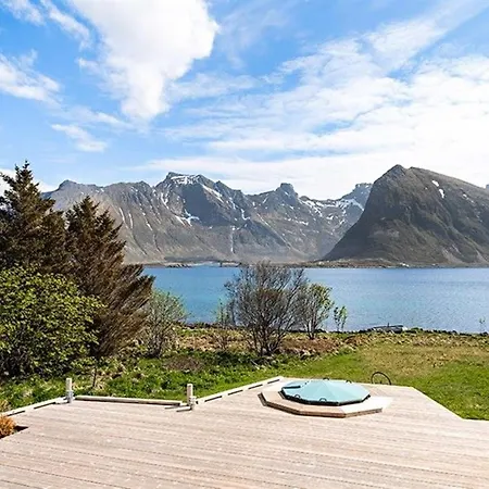 Private Cozy House By The Fjord Casa vacanze *